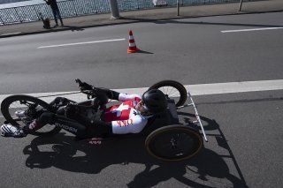 Une médaille inattendue en handbike pour Sandra Fuhrer KEYSTONE/AP/Peter Dejong